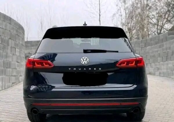 Volkswagen Touareg – Image 20