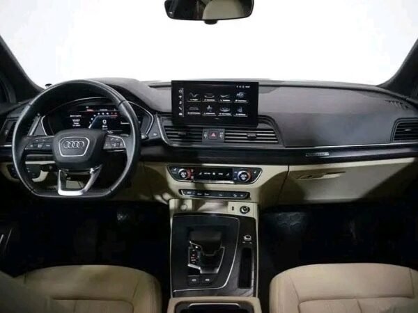Audi Q5 Sportback – Image 11