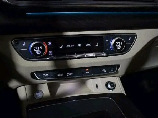 Audi Q5 Sportback – Image 12