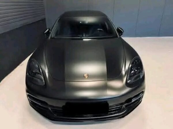 Porsche Panamera 4 – Image 13