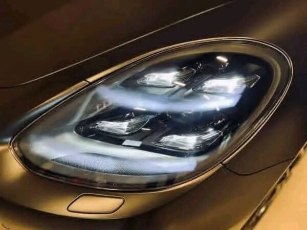 Porsche Panamera 4 – Image 6