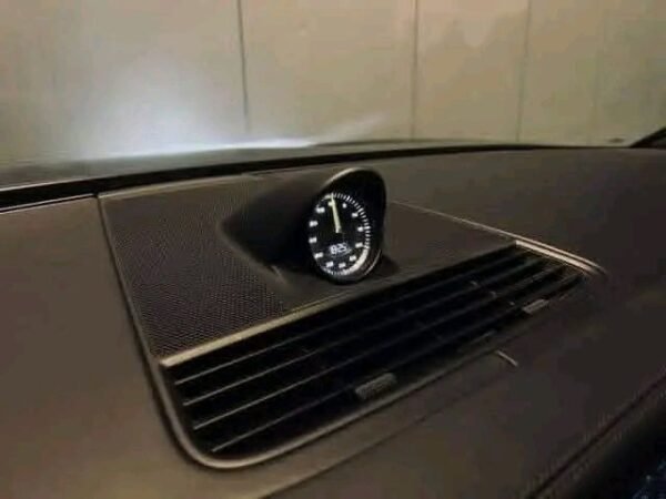 Porsche Panamera 4 – Image 28