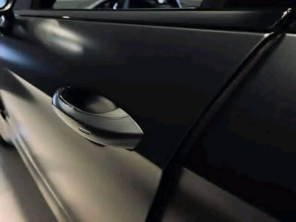 Porsche Panamera 4 – Image 11