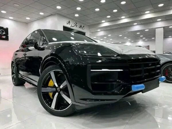 PORSCHE CAYENNE GTS – Image 2