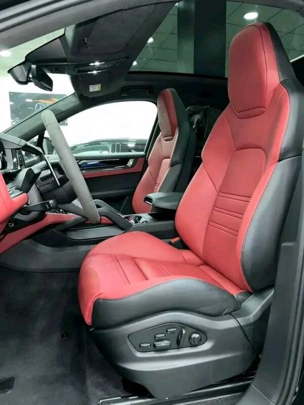 PORSCHE CAYENNE GTS – Image 35