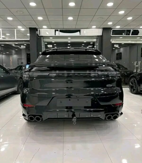 PORSCHE CAYENNE GTS – Image 40