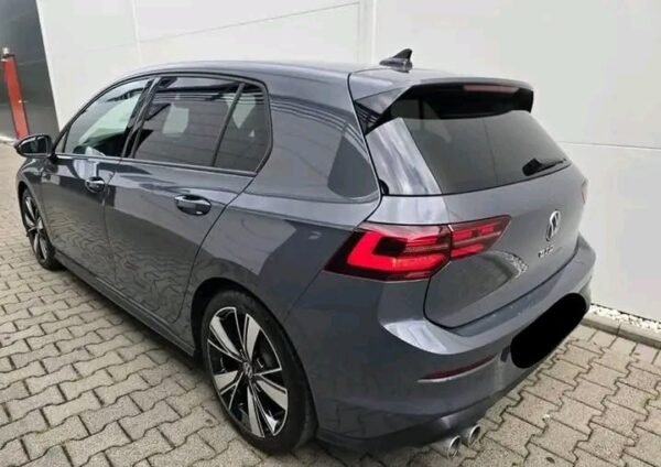 Volkswagen Golf VIII