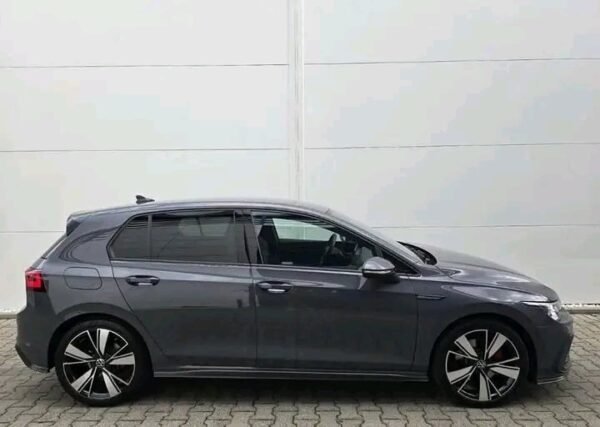 Volkswagen Golf VIII