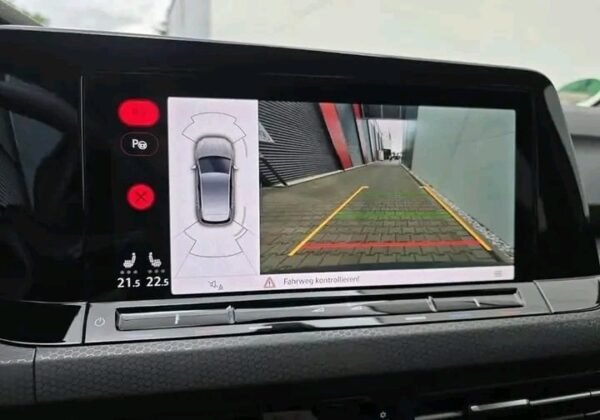 Volkswagen Golf VIII