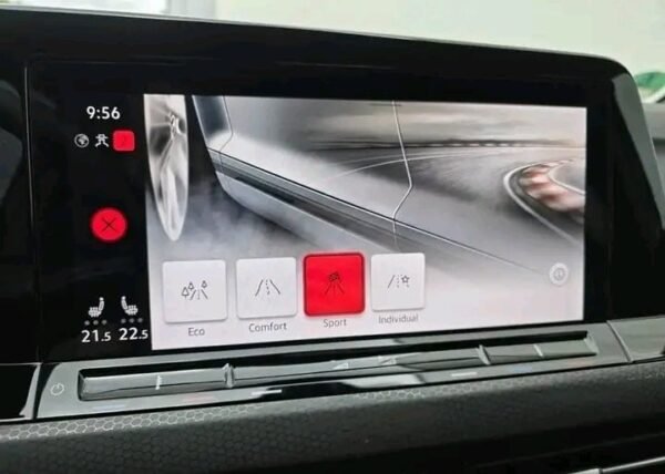 Volkswagen Golf VIII