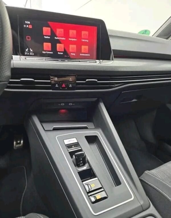 Volkswagen Golf VIII