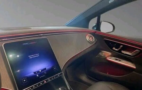 Mercedes-Benz EQE 43 4MATIC