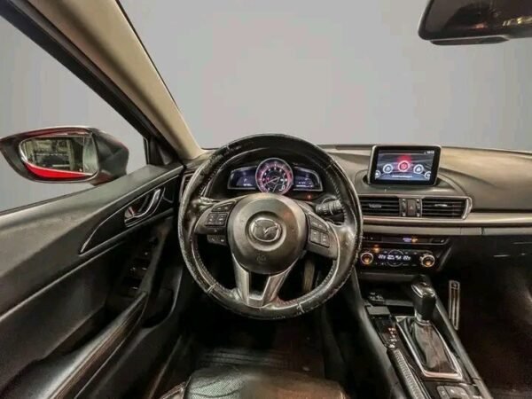 1000020566.jpg Mazda 3