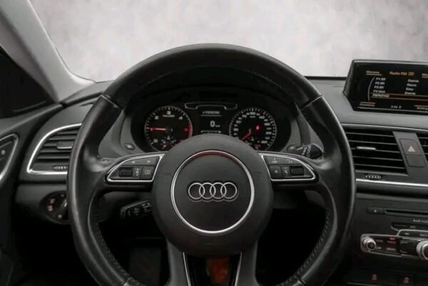 1000020881.jpg Audi Q3