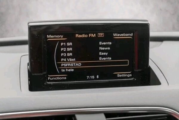 1000020884.jpg Audi Q3