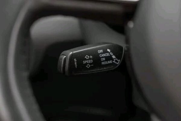 1000020887.jpg Audi Q3