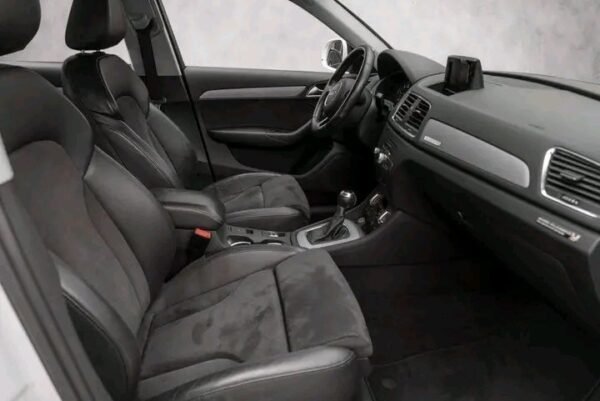 1000020893.jpg Audi Q3