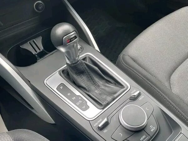 1000021092.jpg Audi Q2