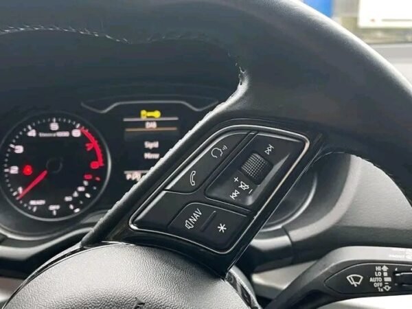 1000021096.jpg Audi Q2