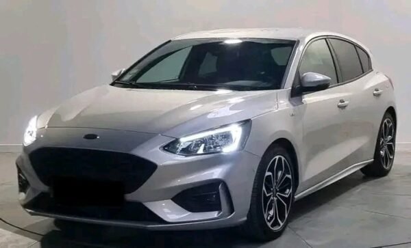 1000021463.jpg FORD FOCUS