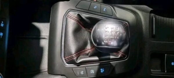 1000021475.jpg FORD FOCUS