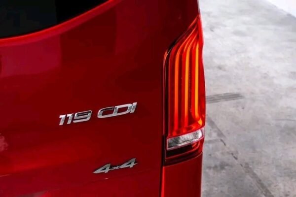 Mercedes-Benz Vito Tourer 8Seter