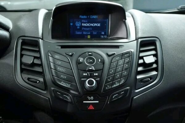 1000021705.jpg Ford Fiesta ST-Line