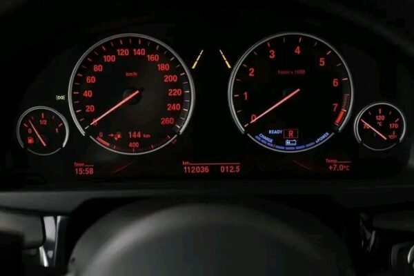 1000021869.jpg BMW X5 xDrive40e