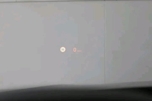 1000021870.jpg BMW X5 xDrive40e