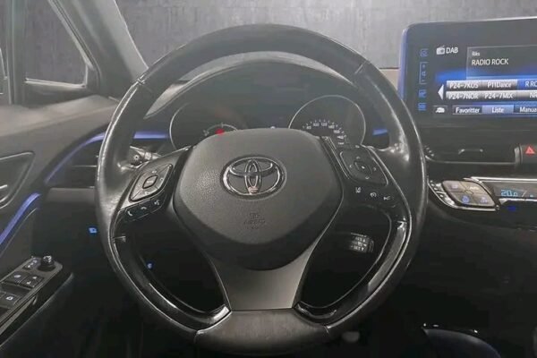 1000022058.jpg Toyota C-HR