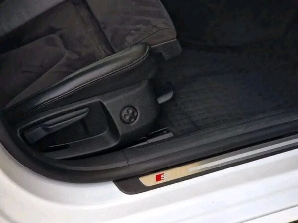 1000022593.jpg Audi A5