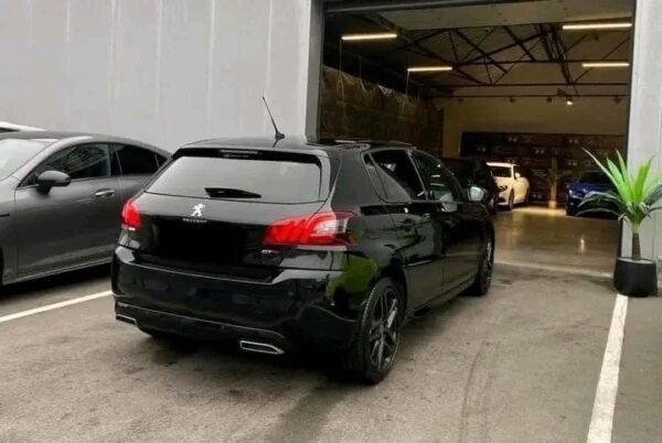 1000022759.jpg PEUGEOT 308 - GT-LINE