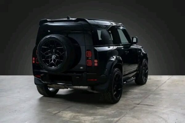 1000022962.jpg Land Rover Defender