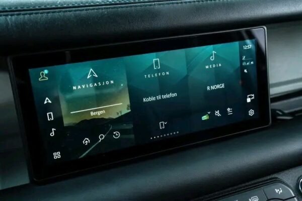 1000022974.jpg Land Rover Defender