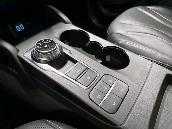 1000023197.jpg Ford Kuga Plug-in Hybrid