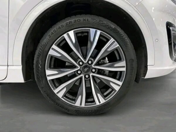 1000023209.jpg Ford Kuga Plug-in Hybrid