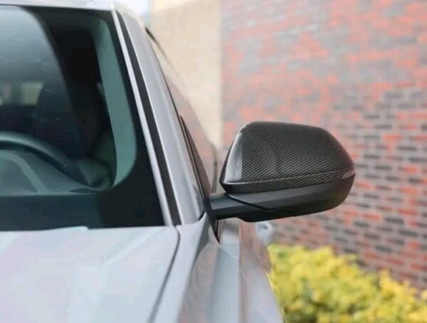 1000023290.jpg Audi Q8