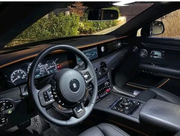 Rolls-Royce Ghost Black