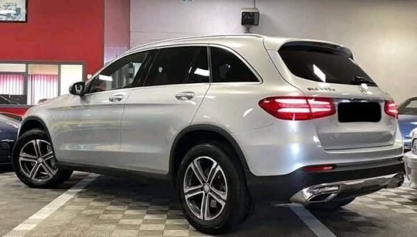 Mercedes GLC