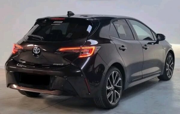 TOYOTA COROLLA HYBRID