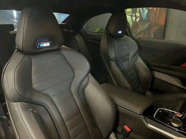 BMW M2 **COMPETITION**