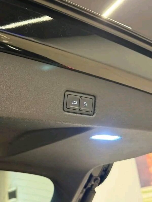 2025/10/152003.jpg AUDI Q5 S Line 2025