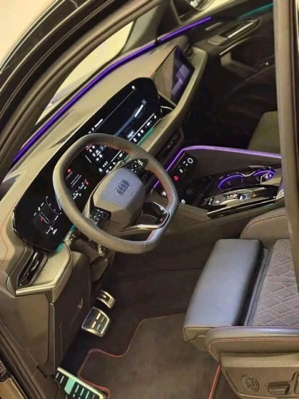 2025/10/152023.jpg AUDI Q5 S Line 2025