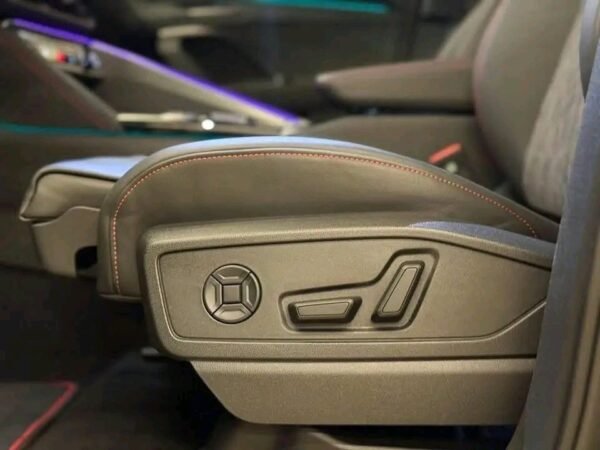 2025/10/152026.jpg AUDI Q5 S Line 2025