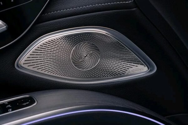 2025/11/158953.jpg Mercedes EQS 450 4Matic European protocol