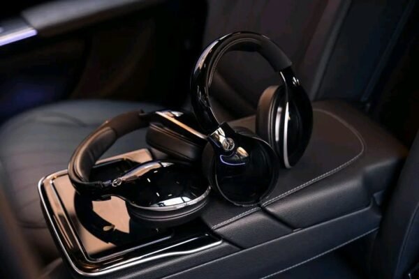 2025/11/158963.jpg Mercedes EQS 450 4Matic European protocol