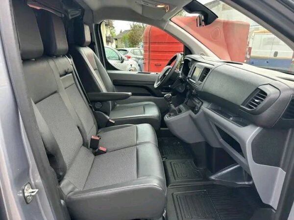 Toyota Proace Kasten Navi Leder