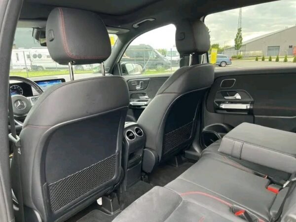 Mercedes-Benz GLB 250 AMG