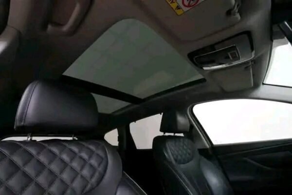 Hyundai Santa Fe PHEV 4WD