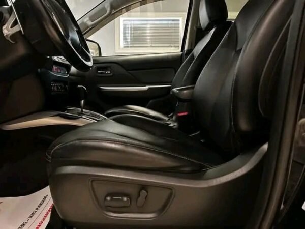 1748952064149.jpg Mitsubishi L200 181HK